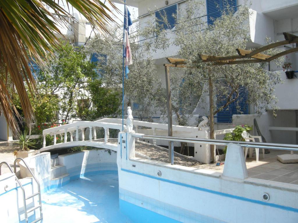 Myrmidon Hotel Agia Marina  Exterior photo