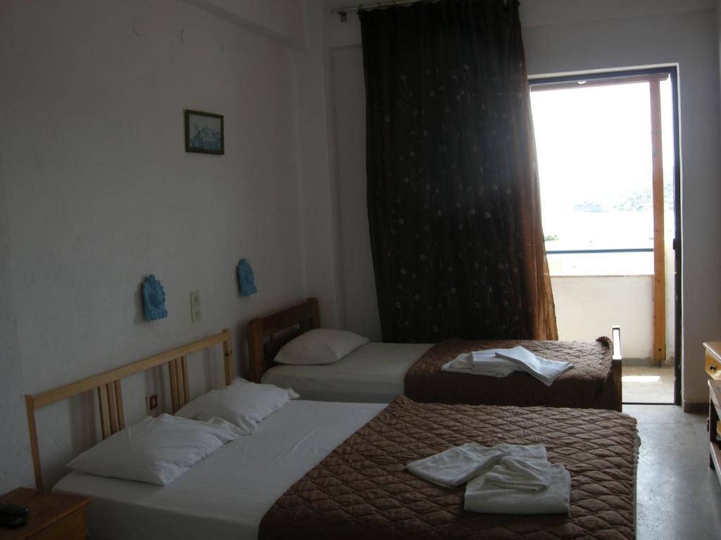 Myrmidon Hotel Agia Marina  Room photo